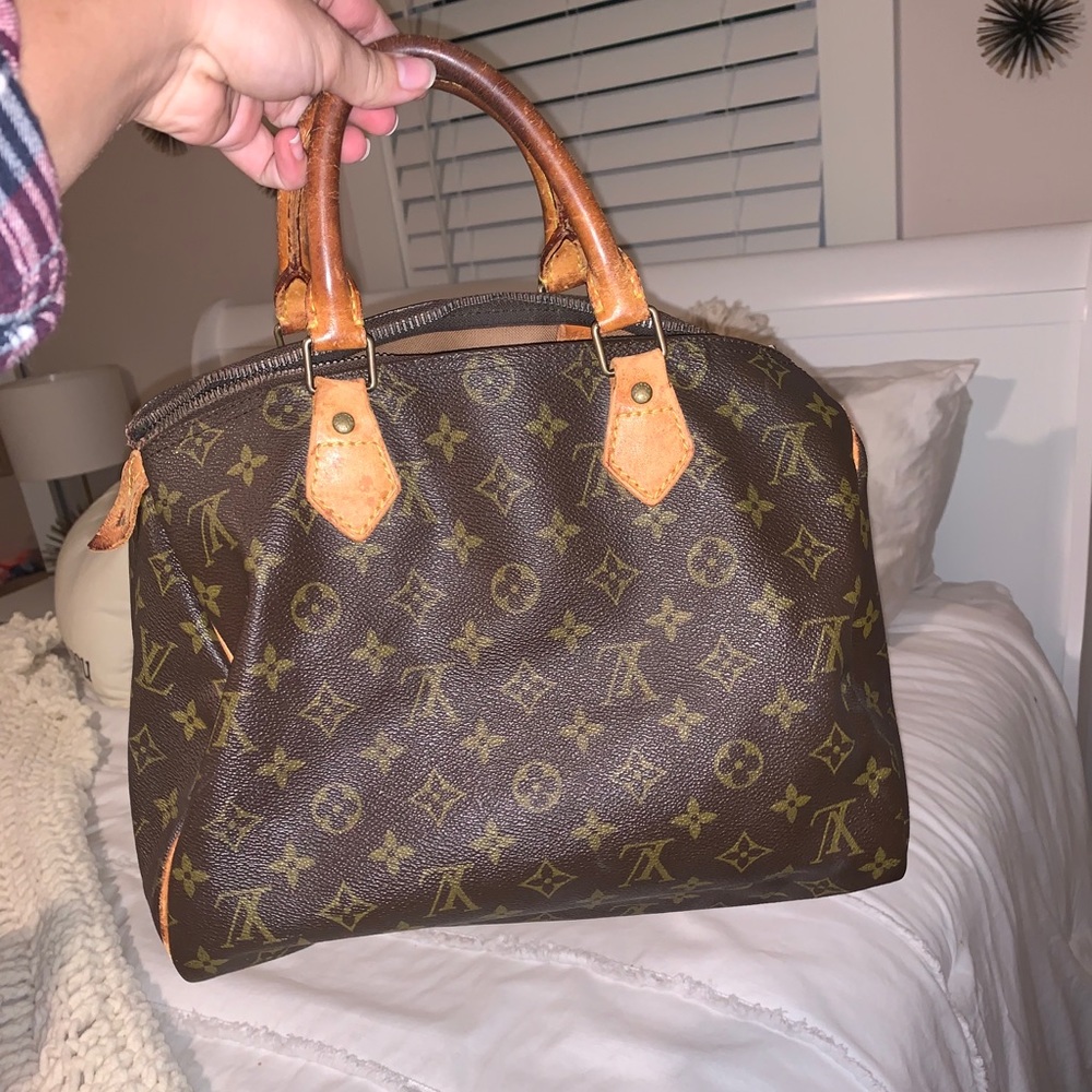 Speedy Louis Vuitton 25